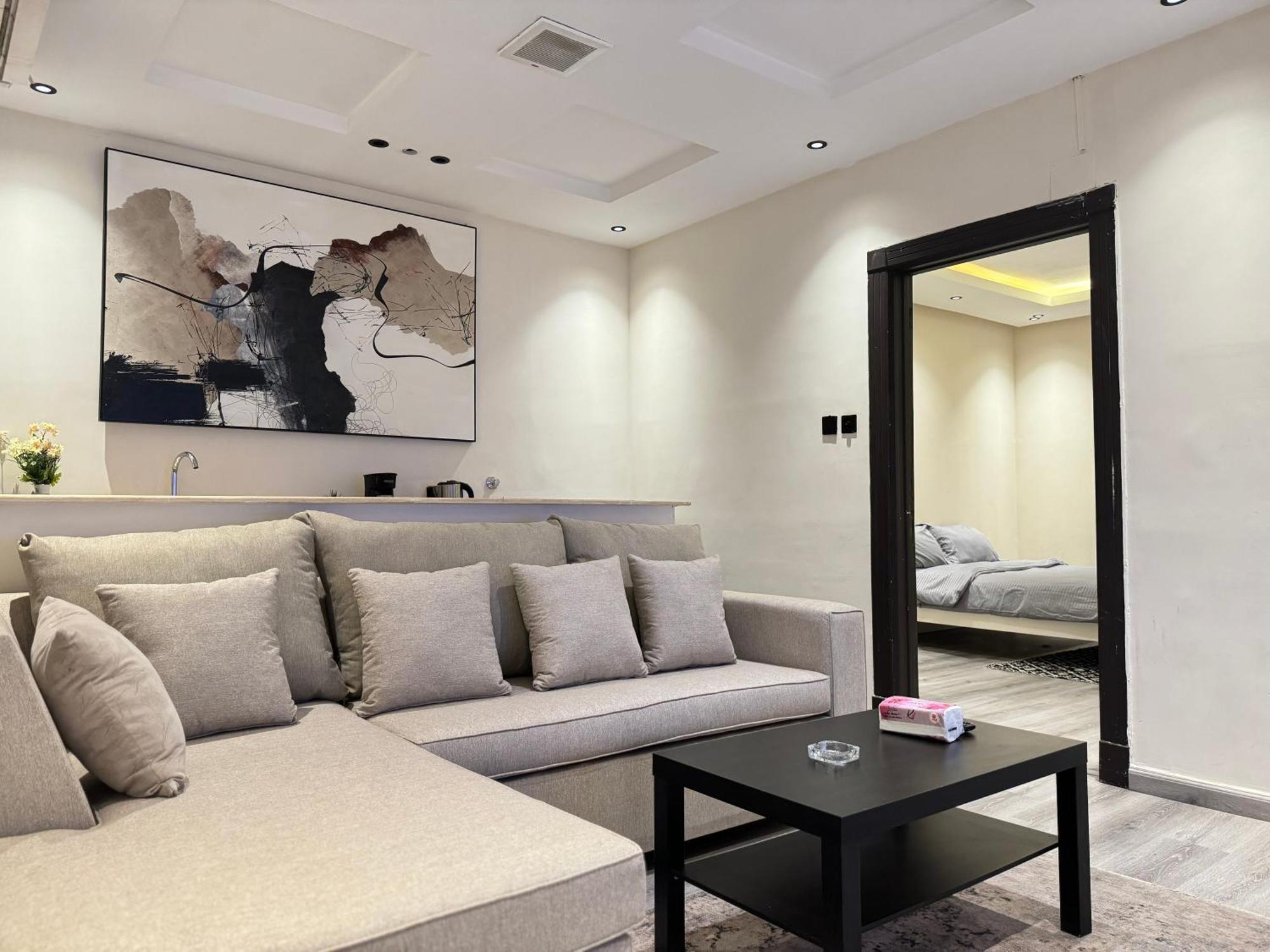 Apartment Ewa Express Riyadh